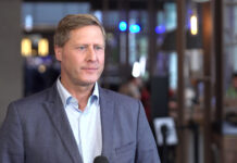 Telekomunikacja w coraz większym stopniu wdraża sztuczną inteligencję. Wykorzystuje ją w obsłudze klientów, wsparciu technicznym i prawnym