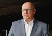 Banki przypominają dziś firmy softwarowe. Ich funkcjonowanie coraz bardziej oparte na nowych technologiach