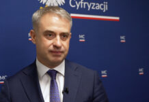 K. Gawkowski: Polska w cyfrowej transformacji gospodarki awansowała do pierwszej ligi w Europie. 2,8 mld zł z KPO jeszcze ten proces przyspieszy