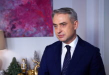 UE przyspiesza rozwój sztucznej inteligencji i infrastruktury cyfrowej. Na terenie Unii powstanie 19 fabryk AI, w tym dwie w Polsce